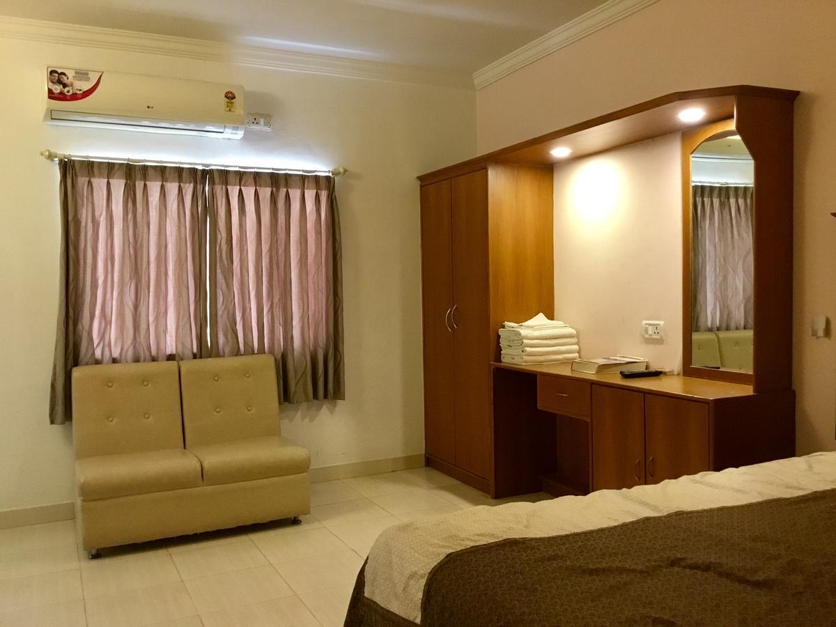 فندق Sai Towers بوتابارتي المظهر الخارجي الصورة